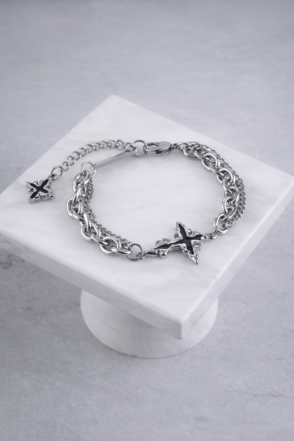 FLAME CROSS BRACELET (SILVER)